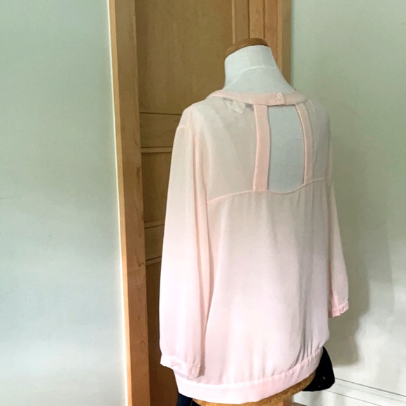 🎉 HOST PICK 🎉 NWOT  French Connection Baby Pink Chiffon Blouse, Size 10 - Picture 8 of 16